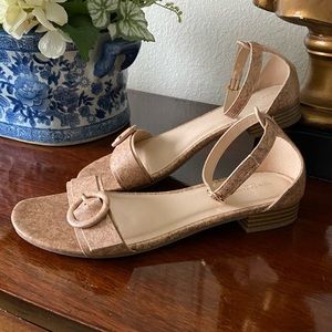 Ann Taylor Factory Cork Flats Size 81/2